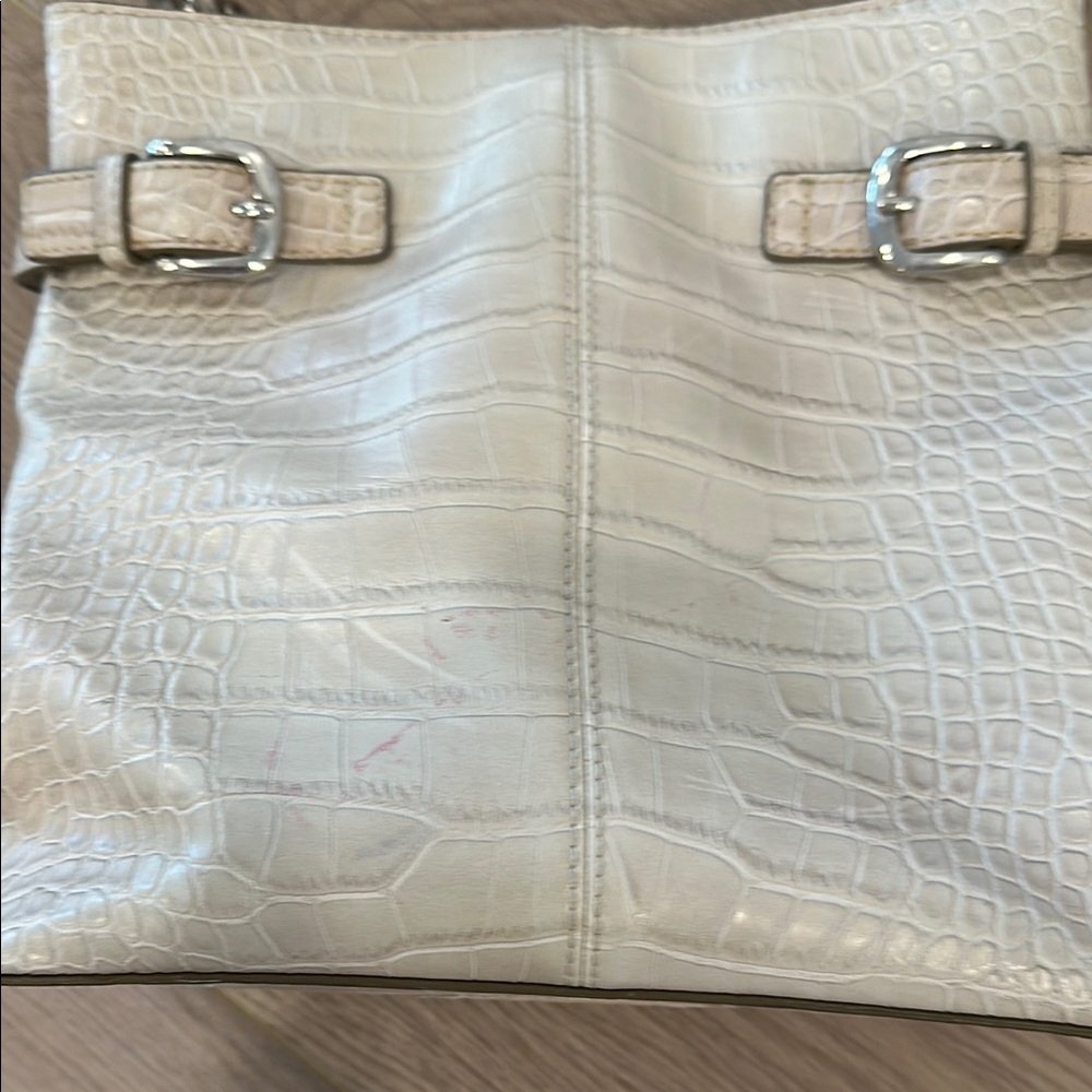 3/$15 Tommy Hilfiger PURSE Cream Embossed Shoulder Bag Purse Silver Hardware - Picture 12 of 12